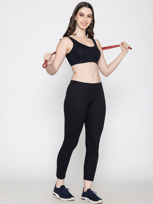 K LINGERIE Daisey Women's Flexible Fit Medium Impact Sports Bra for Light Workouts-M.WHITE BLACK