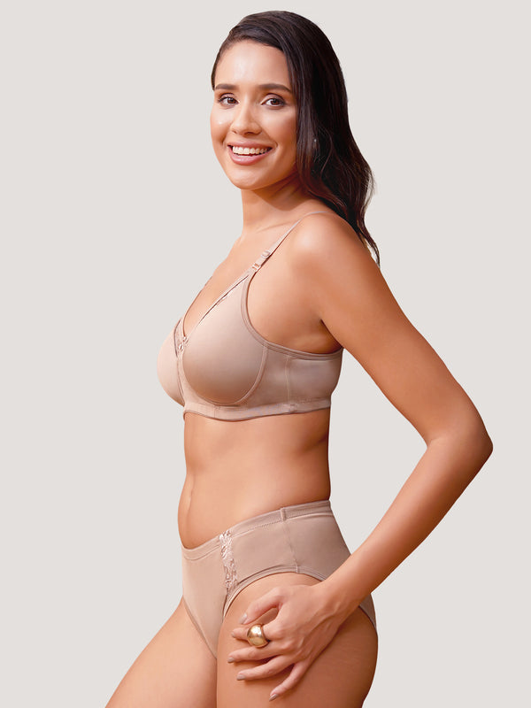 Kalyani Nyra Minimalistic Lace Medium Coverage Wirefree Support Padded Bra Panty Set | D.Mocha