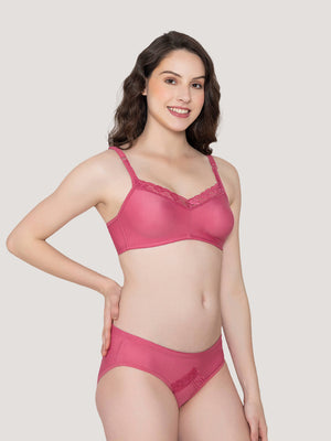 Zuri Everyday Lingerie Set with Lace Neckline-BLUSH