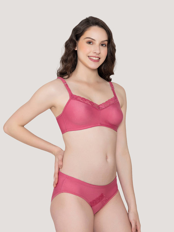 Zuri Everyday Lingerie Set with Lace Neckline-BLUSH